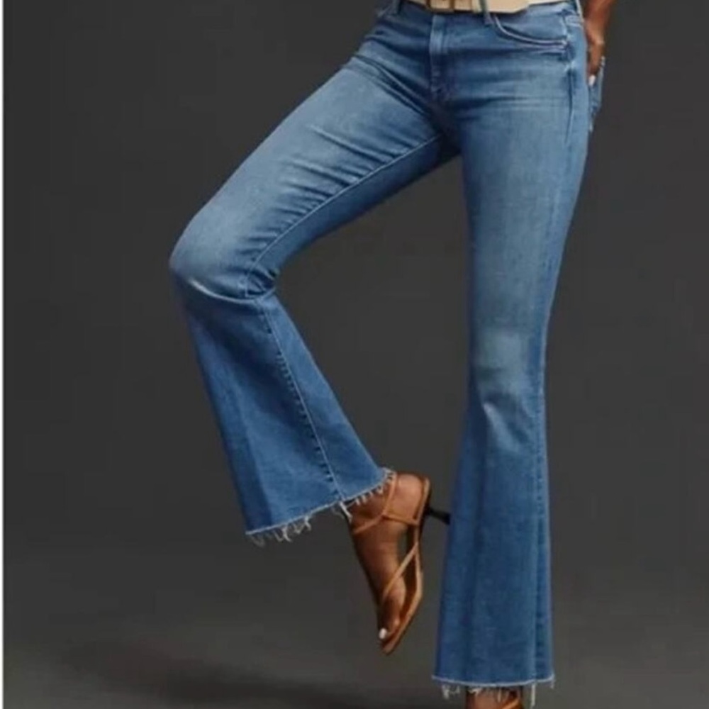 Mother The Weekender Fray In A Groovy Kind Of Love Flare Jeans Blue Size 26